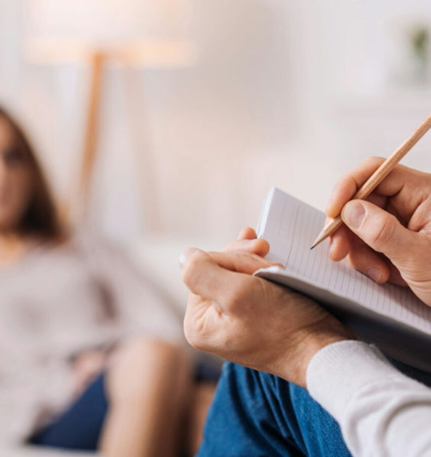 Therapist and patient in individual therapy for addiction in Los Angeles, CA Therapist and patient in individual therapy for addiction in Los Angeles, CA