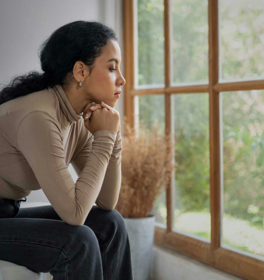 Patient waiting for her therapist at a marijuana addiction treatment program in Los Angeles, CA Patient waiting for her therapist at a marijuana addiction treatment program in Los Angeles, CA